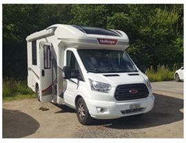 Gepflegtes Wohnmobil zu verkaufen – Ford Challenger 2017