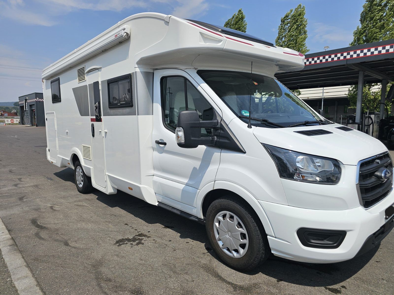 Nichtraucher-Wohnmobil, top gepflegt – MFK neu, 4 Schlafplätze, Vorzelt & Markise inkl. – Ford Roller Team KRONOS 267TL 2020